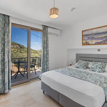 ベッド・アンド・ブレックファスト Bal Butik ダッチャ