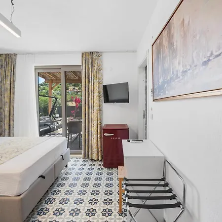 Bed & Breakfast Bal Butik Datca